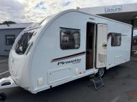 2015 Swift Classic Pirouette (Transverse Island Fixed Bed) Lightweight inc Mover
