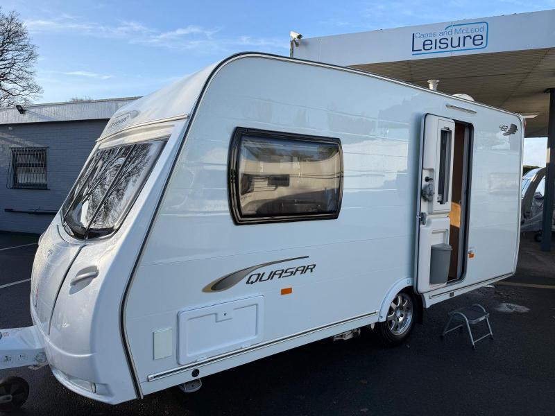 2011 Lunar Quasar 462 (Light Weight) 2 Berth, Motor Mover, SOLD