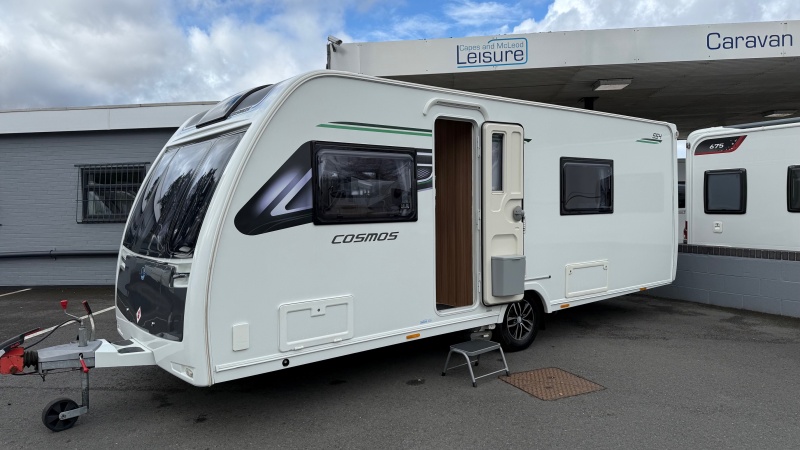 2019 Lunar Cosmos 554 (Twin Fixed Beds) Special Edition, Motor Mover ***Now Sold***