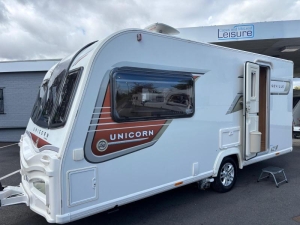 2013 Bailey Unicorn Seville - ALDE Central Heating, Motor Mover, IMMACULATE