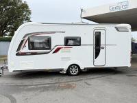 2015-COACHMAN-VIP-520-2