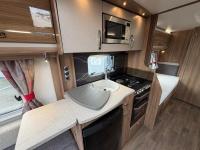 Swift-Challenger-565-2017-1