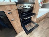 Swift-Challenger-565-2017-40