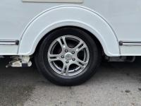 2009-Coachman-Amara-450-Caravan-Motor-Mover