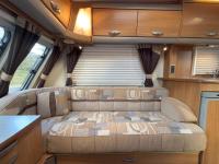 2009-Swift-Conqueror-480-Caravan-12