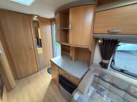 2009-Swift-Conqueror-480-Caravan-17