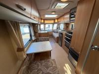 Swift-Charisma-570-2011-12