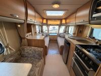 Swift-Charisma-570-2011-5