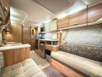 2011-Swift-Challenger-530-14