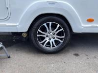 2011-Swift-Challenger-580-Caravan-8