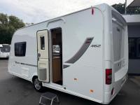 Elddis-Avante-462-2012-1