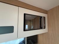 Elddis-Avante-462-2012-24
