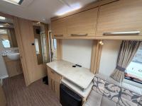 Elddis-Avante-462-2012-27