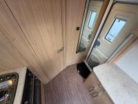 Elddis-Avante-462-2012-28