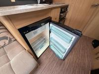 Elddis-Avante-462-2012-35