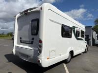 Bessacarr-E572-Motorhome-4