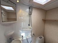 2014-Coachman-Vision-380-32