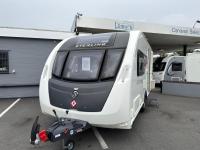 72014-Sterling-Eccles-Topaz-SE-Caravan-ALDE-12