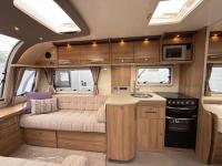 2017-Bailey-Unicorn-Cadiz-Caravan-Entrance