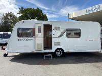 2017-Bailey-Unicorn-Cadiz-Caravan-Exterior-2