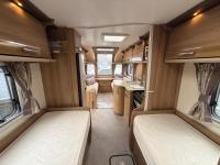 2017-Bailey-Unicorn-Cadiz-Caravan-Interior-Back-to-Front