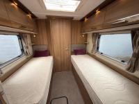 2017-Bailey-Unicorn-Cadiz-Caravan-Twin-Single-Beds-2