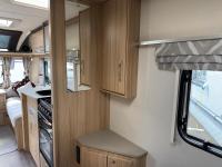 2018-Coachman-Pastiche-575-Caravan-8