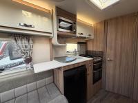 Swift-Archway-Harringworth-SR-12