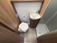 2019-Bailey-Panther-642-Caravan-Washroom