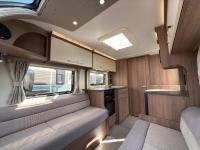 2019-Bailey-Phoenix-420-Caravan-4