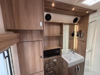 Swift-Elegance-580-2020-38