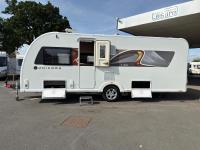 72022-Bailey-Unicorn-Vigo-Caravan-7