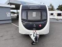 2022-Swift-Challenger-650-17