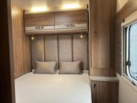 2022-Swift-Challenger-650-27