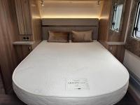 Swift-Celeste-835-2020-25