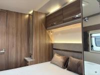 Swift-Celeste-835-2020-5