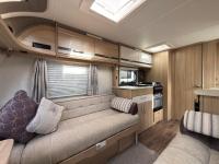 Coachman-Pastiche-460-2-15