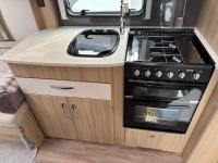 Coachman-Pastiche-460-2-17