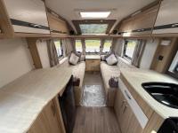 Coachman-Pastiche-460-2-19