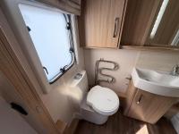 2016-Coachman-Pastiche-575-Caravan-Washroom-2