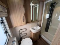 2016-Coachman-Pastiche-575-Caravan-Washroom-3