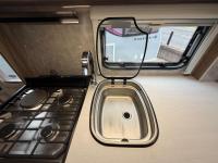 Coachman-VIP-520-12