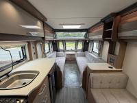 Coachman-VIP-520-27