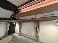 Coachman-VIP-520-54