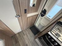 Coachman-VIP-520-55