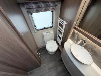 Coachman-VIP-520-57