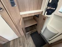 Coachman-VIP-520-58