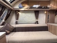 2016-Swift-Conqueror-530-Caravan-ALDE-10