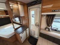 Swift-Elegance-570-20