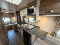 Swift-Fairway-590-32